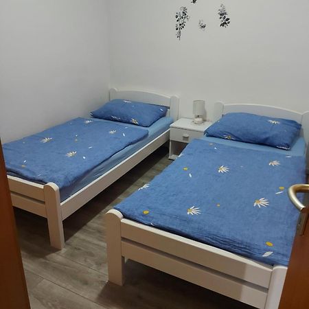 Apartment Mirjana 2 Rijeka Exteriör bild