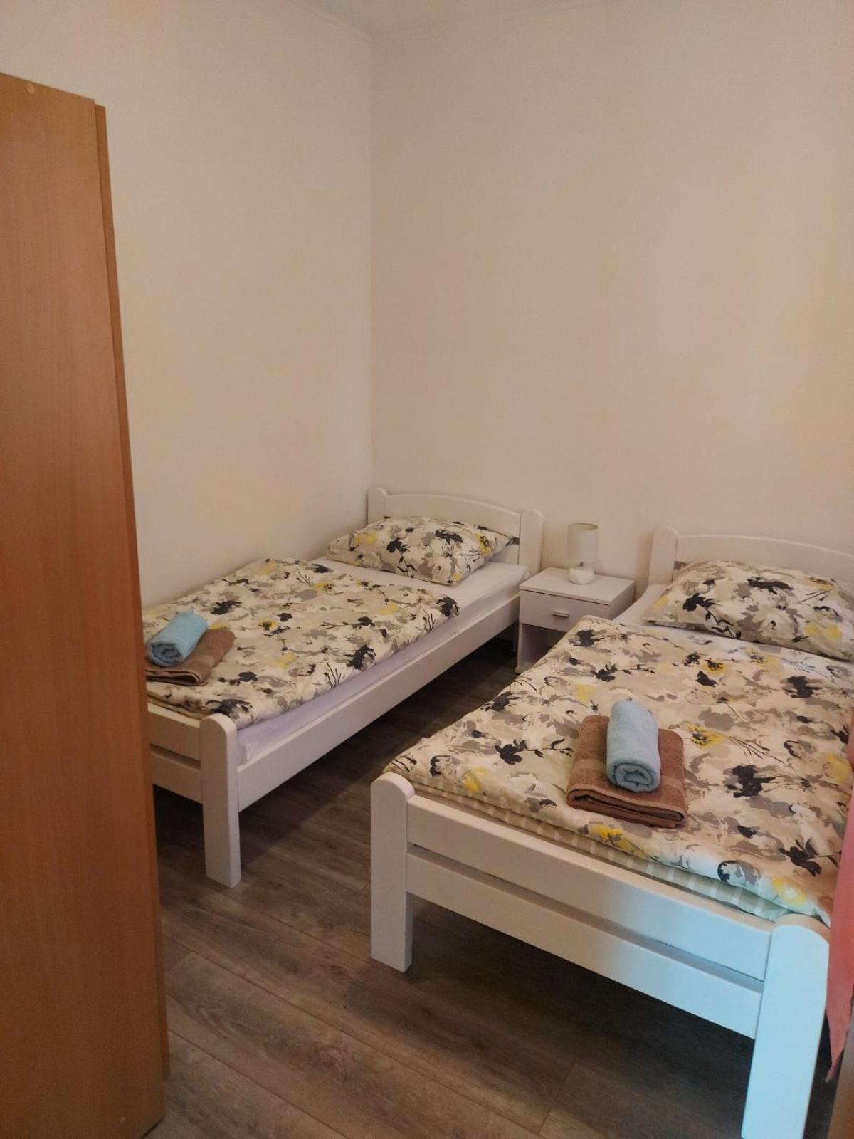 Apartment Mirjana 2 Rijeka Exteriör bild
