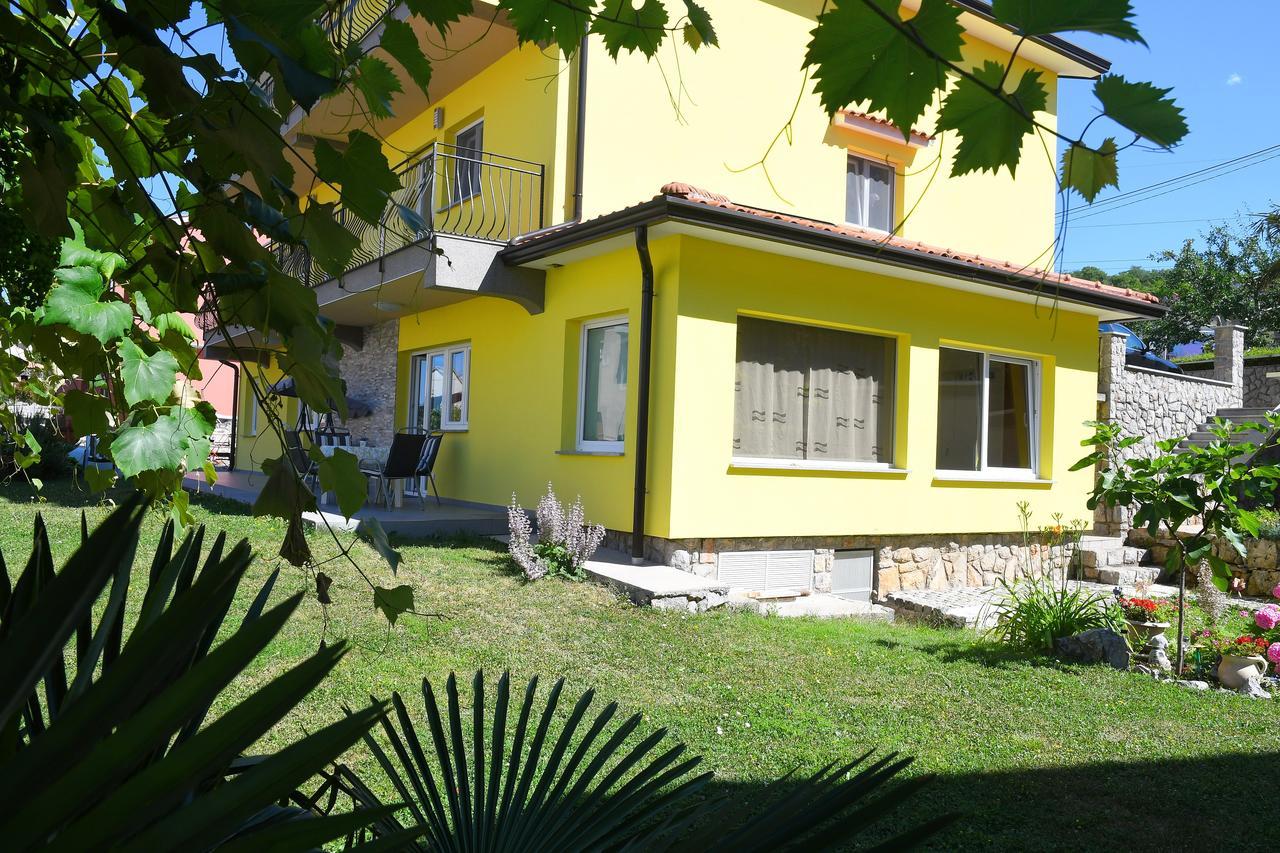 Apartment Mirjana 2 Rijeka Exteriör bild
