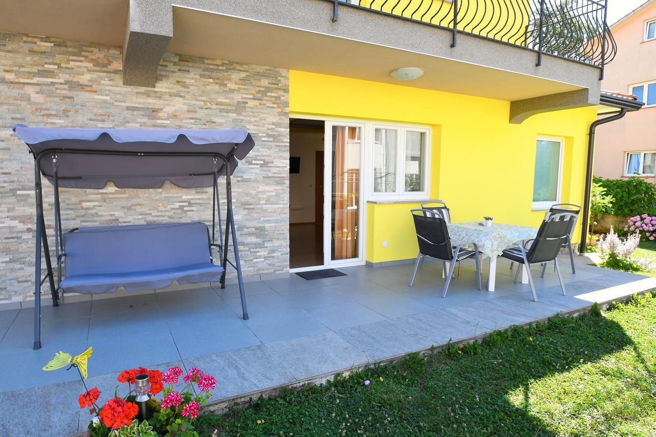 Apartment Mirjana 2 Rijeka Exteriör bild